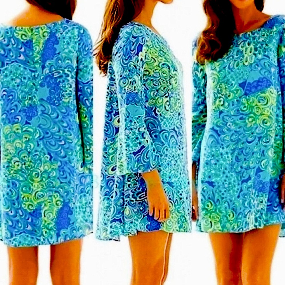Lilly Pulitzer Size Medium Vibrant Blue and Green Patterned Colette Swin…